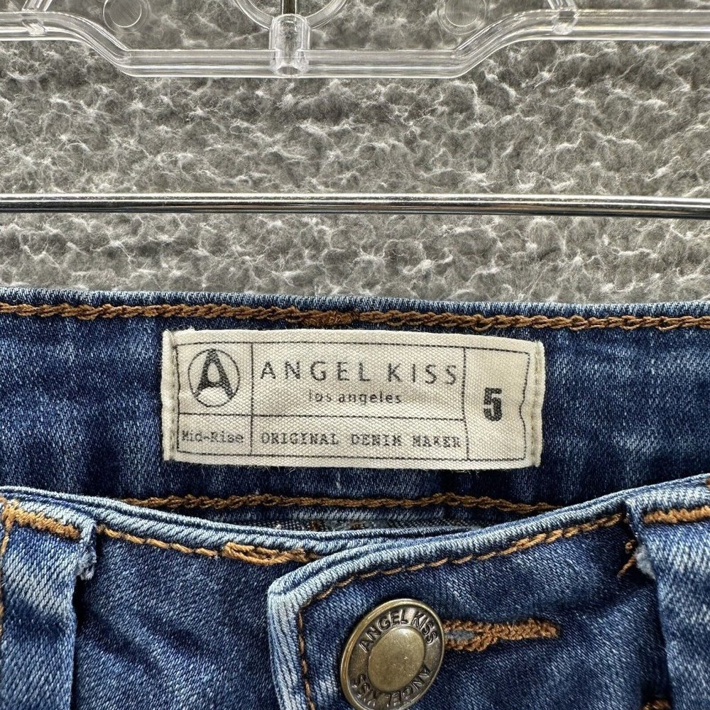 Angel Kiss Shorts Juniors 5 Blue Denim Floral Embroidered Cuff Shorts Junior's 5 - Picture 6 of 14